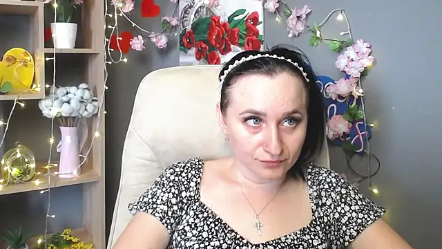NinaFlawlees 现场XXX聊天