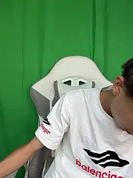DD-101 Chat XXX live