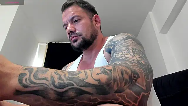 Živý XXX chat musclemonster31