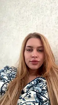 Živý XXX chat KikiWatson