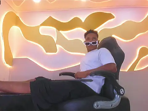 RafaelVander live XXX chat