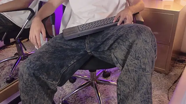 Austin_Reeds_ Live XXX Chat