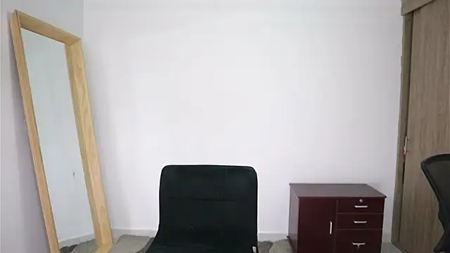 Steph_F's Live XXX Chat