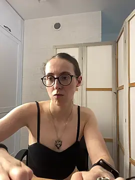 MartiniiSelenna 라이브 XXX 채팅