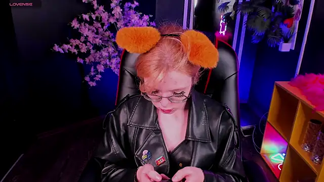 FoxxyyPollyのライブXXXチャット