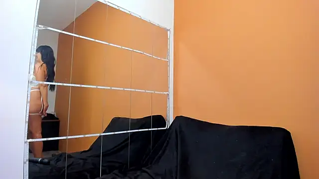 XXX chat uživo modela b3cky_