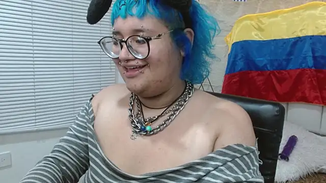 Echypyon_'s Live XXX Chat
