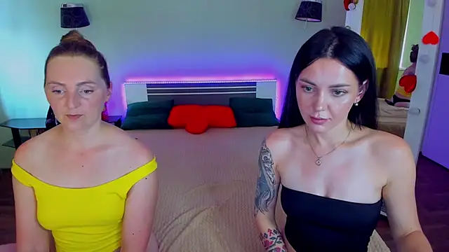 MagicEyess Adlı Modelin Canlı XXX Sohbeti