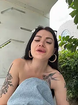 Chatroom XXX en direct de Wet__Bunny