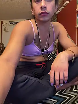 TranSexualJade95 Adlı Modelin Canlı XXX Sohbeti