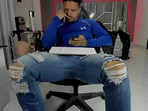 master_leather's Live XXX Chat