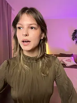 Lisa_Blossom Chat XXX in diretta