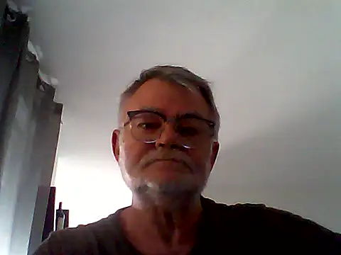 oura live XXX chat