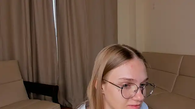 FemMantis – Live XXX-chat
