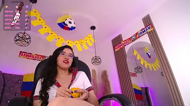 Chatroom XXX en direct de Amara_Davis1