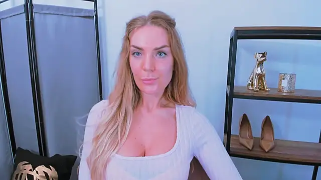 AulloraHoneyn Live XXX chat