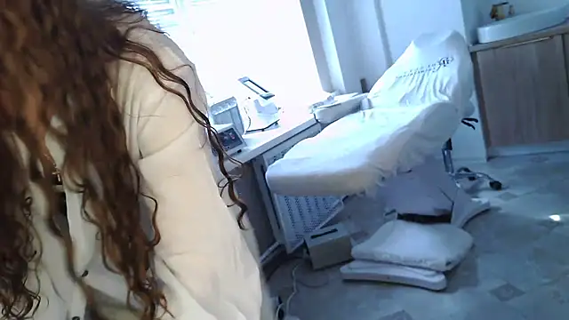 Kinaraaan Live XXX chat