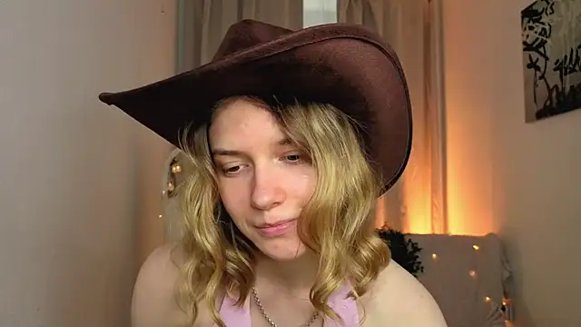 MilanaRayy Chat XXX in diretta
