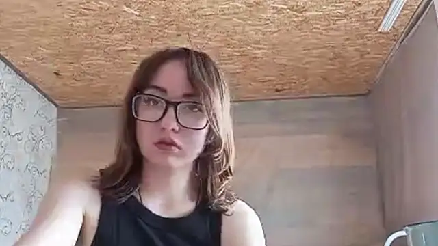 OliviaMoment's Live XXX Chat