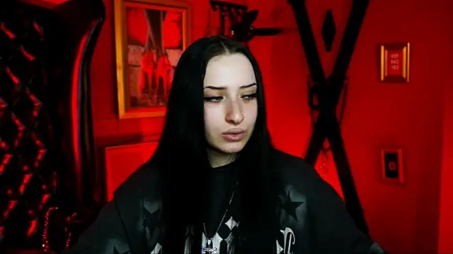 MonicaLowes – Naživo XXX chat