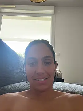LaPetiteKim Chat XXX in diretta