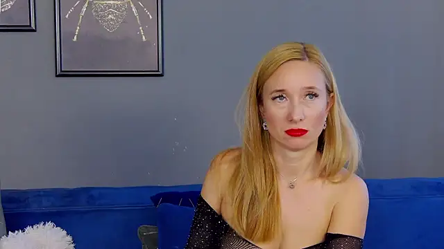 AnneHove live XXX chat