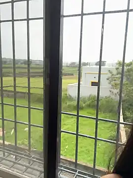 XXX chat uživo modela Neha18
