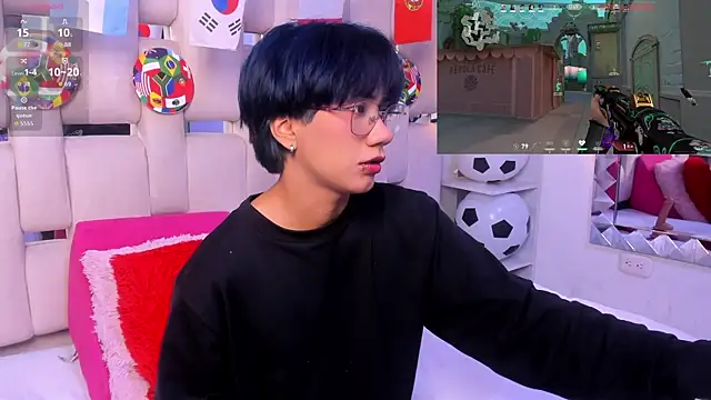 Chat +18 de Eriol_ ao vivo