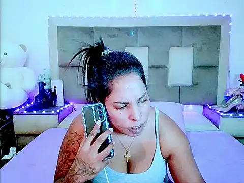 indiantopaz694u Chat XXX live