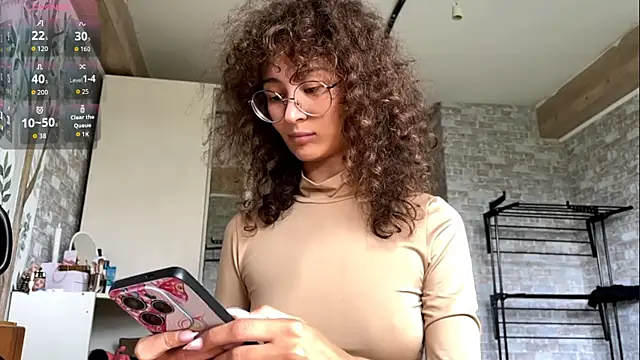 CurlyWinx Live XXX-Chat