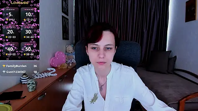 MiniLysii's Live XXX Chat