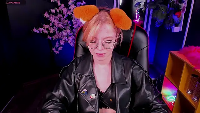 FoxxyyPolly Live XXX-Chat