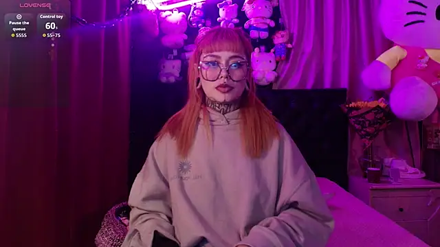 MelodyPrive XXX чат на живо