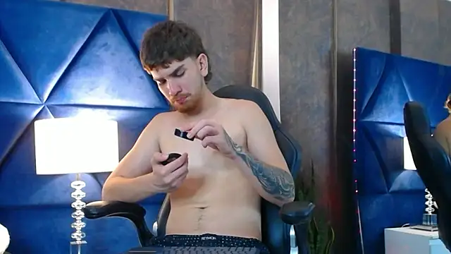 Chatroom XXX en direct de Stefano_Moretti