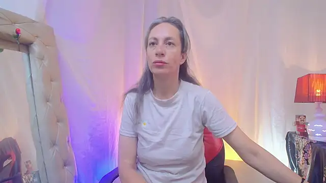Živý XXX chat laurasofia45