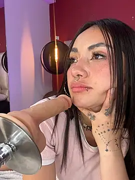 Brigith24 – Naživo XXX chat