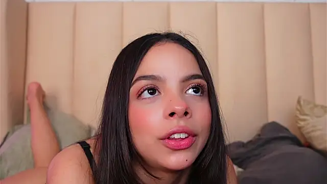 BambiRoses Live XXX-chat