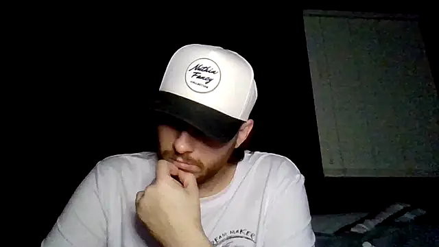 XXX chat uživo modela Mikecloudyhawk