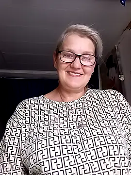 irinamaux Chat XXX live