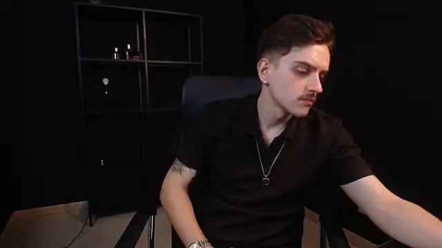 FelixStarkk élő XXX-chatje