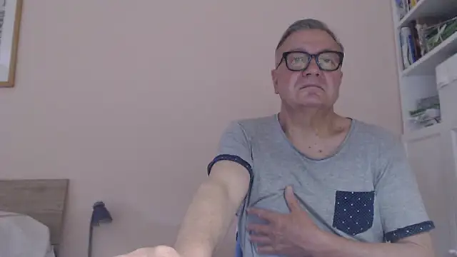 YOU6me Chat XXX in diretta