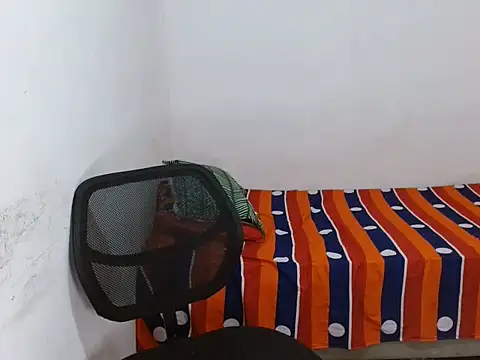 Arzu_08 élő XXX-chatje
