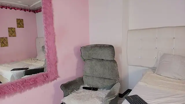 emilly_duque live XXX chat