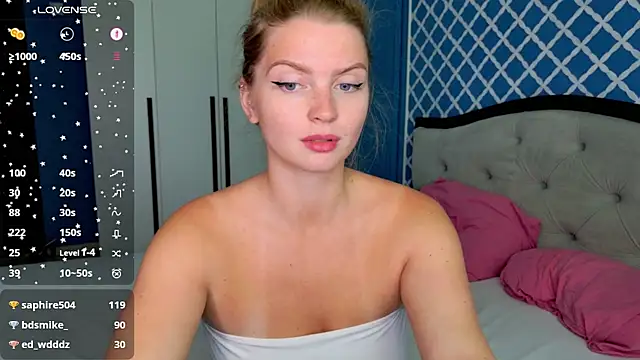 Busty_Redhead's Live XXX Chat