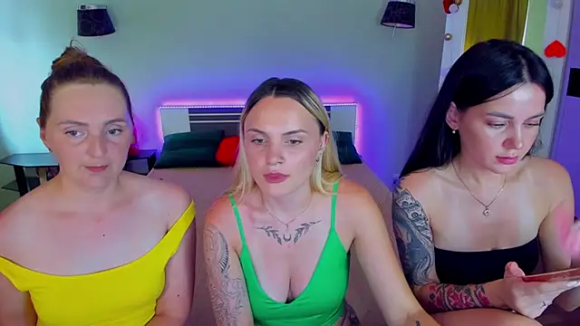 MagicEyess' Live XXX Chat