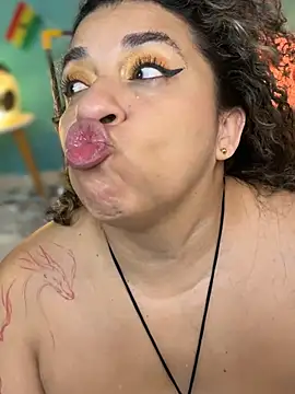 Chat +18 de miss_grace_01 ao vivo
