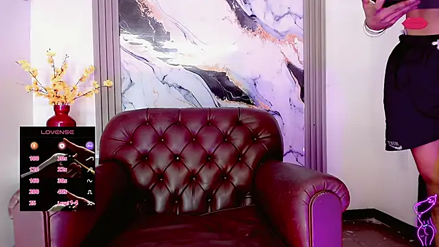Chat +18 de charllote_Gomez ao vivo