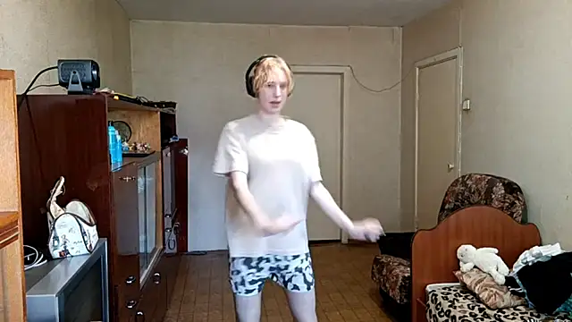 XXX chat uživo modela CuteLittleAngel