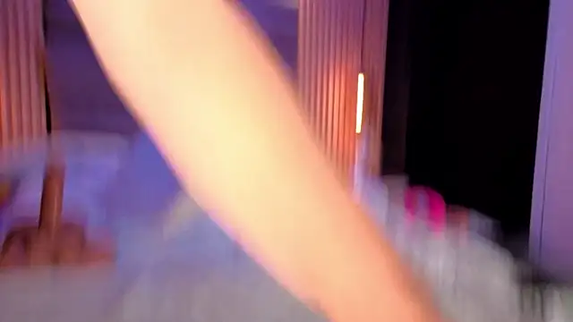 Lauroberts7 现场XXX聊天