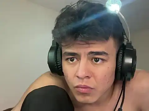 Chat XXX en directo de ToddWarren